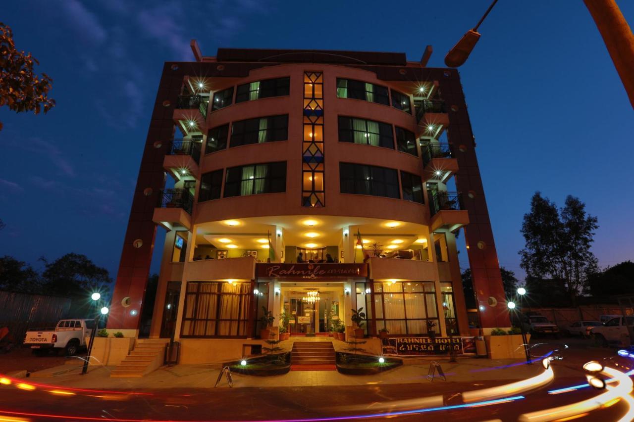 Rahnile Hotel Bahir Dar Exterior photo