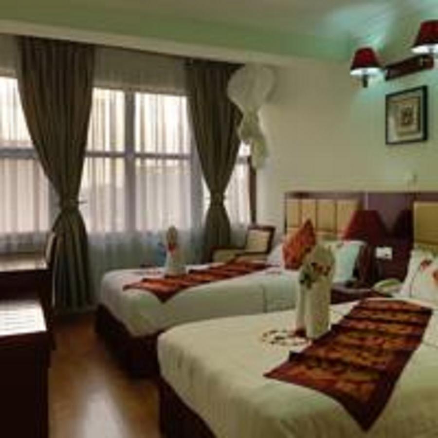 Rahnile Hotel Bahir Dar Exterior photo