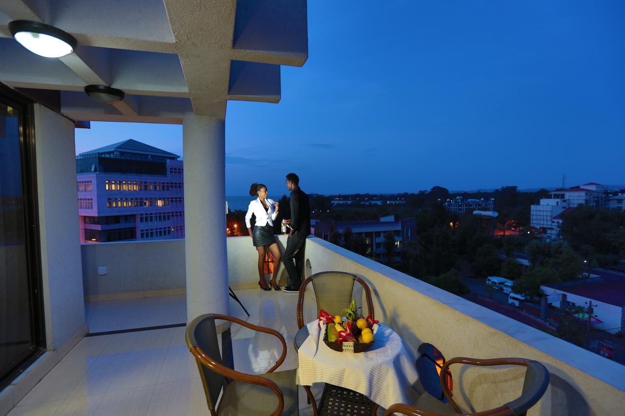 Rahnile Hotel Bahir Dar Exterior photo