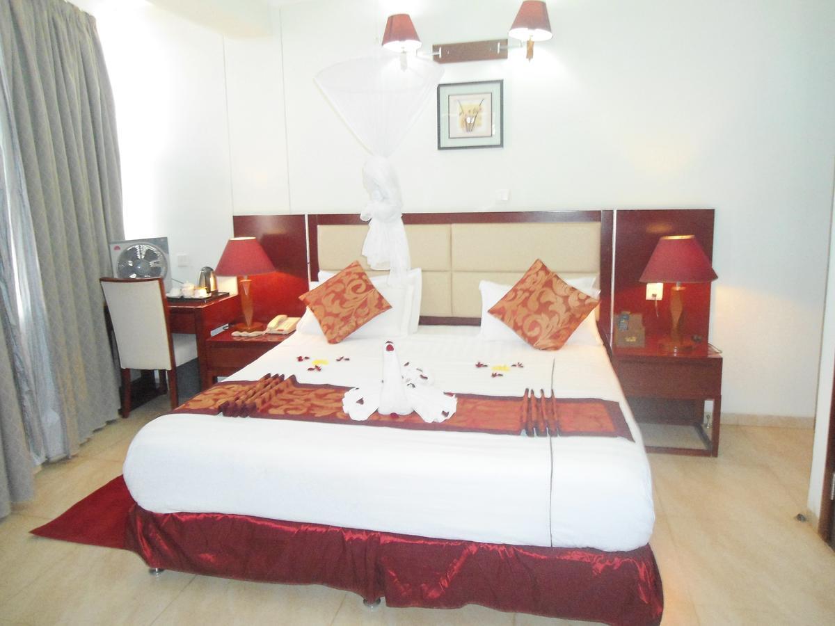 Rahnile Hotel Bahir Dar Exterior photo