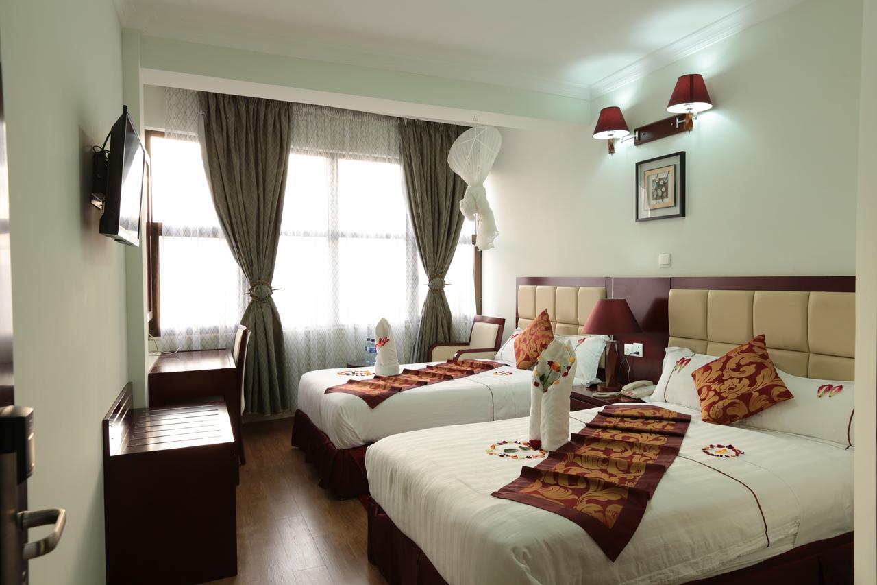 Rahnile Hotel Bahir Dar Exterior photo